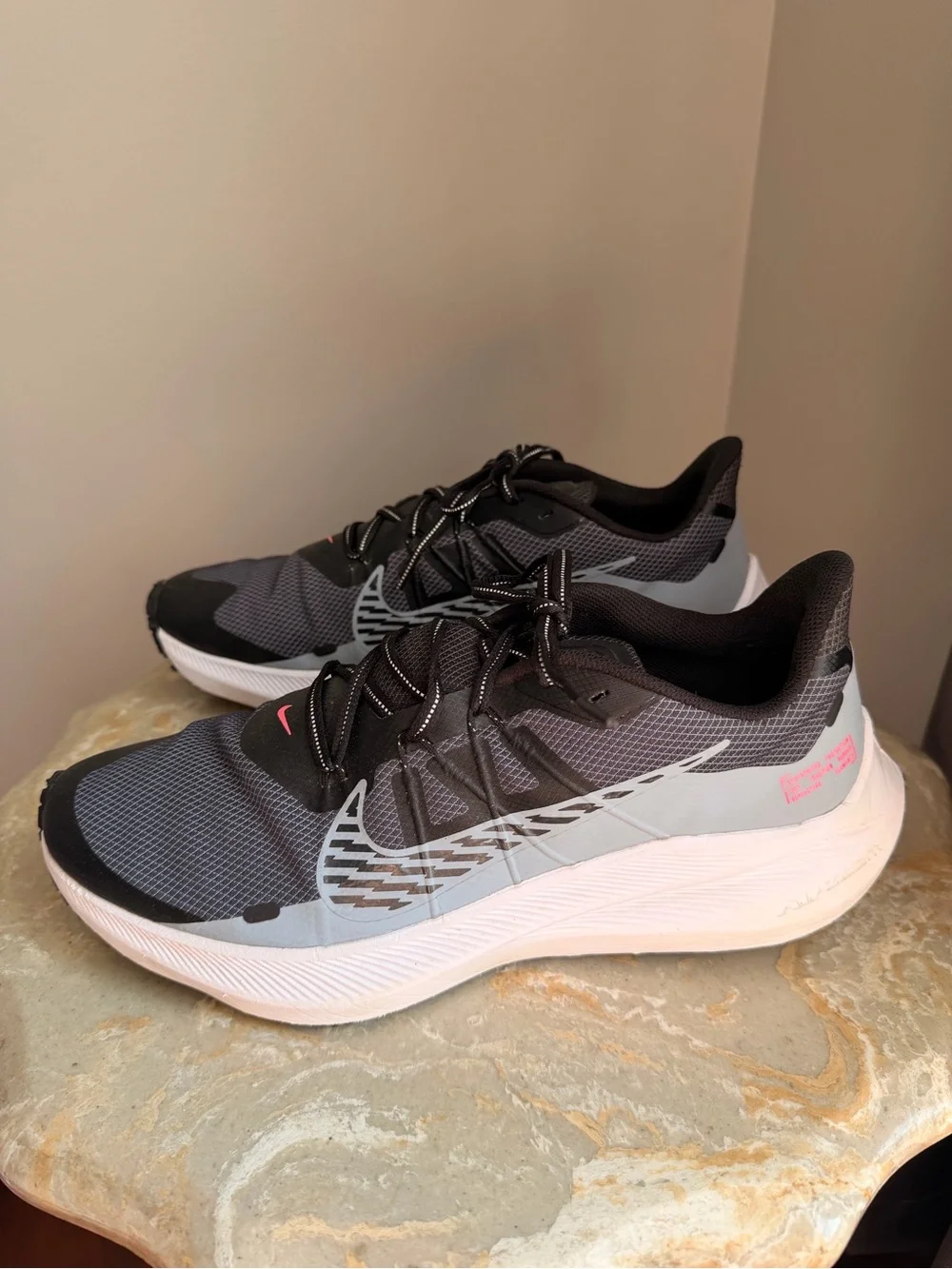 Nike Air Zoom Winflo 7 Shield Obsidian Mist Running Shoes Men’s Size 11.5